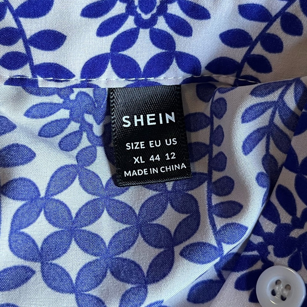 SHEIN Navy and White Floral Dress - Picture 7 of 7